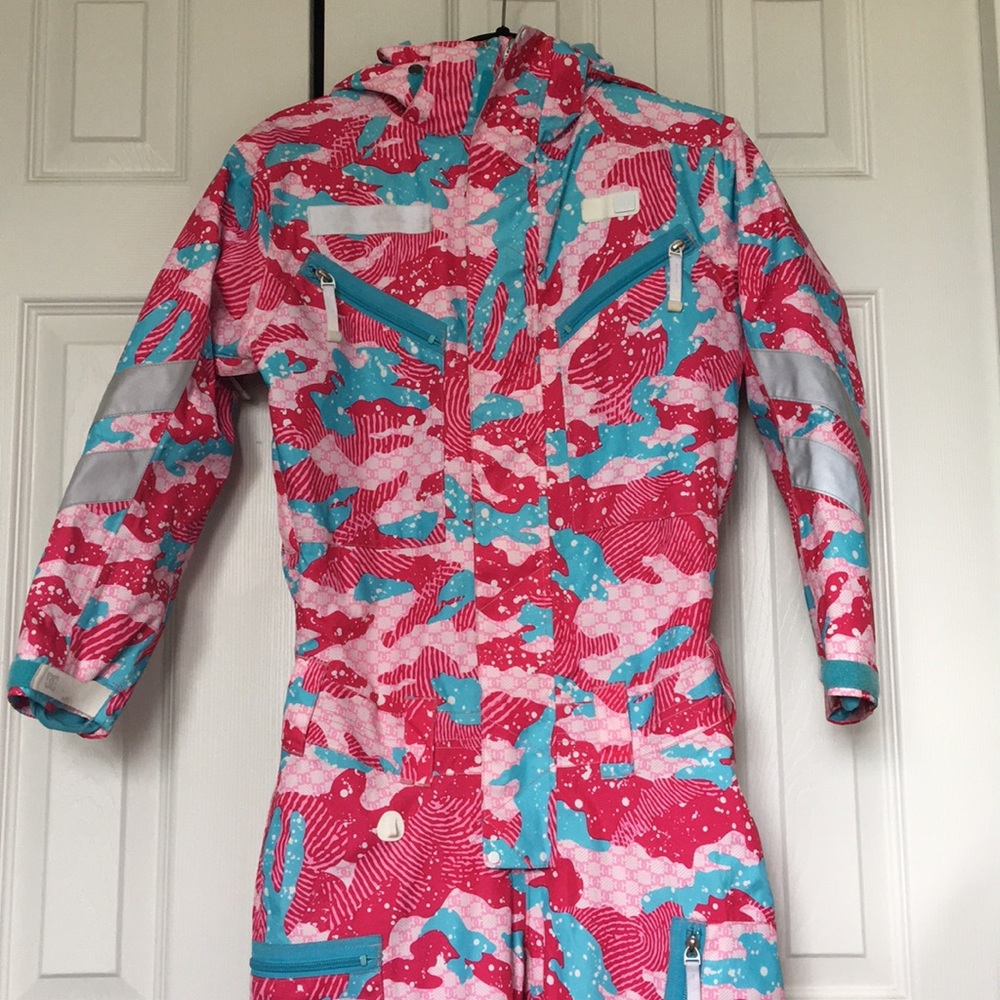 One piece DC snowsuit